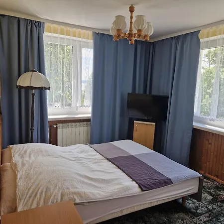 ゲストハウス Orka Łazy