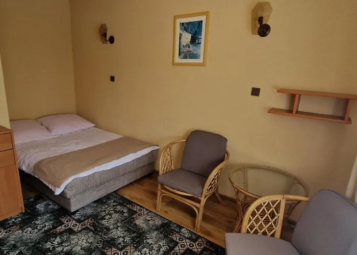 ゲストハウス Orka Łazy